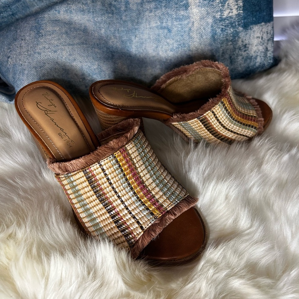 Vintage Havana platform